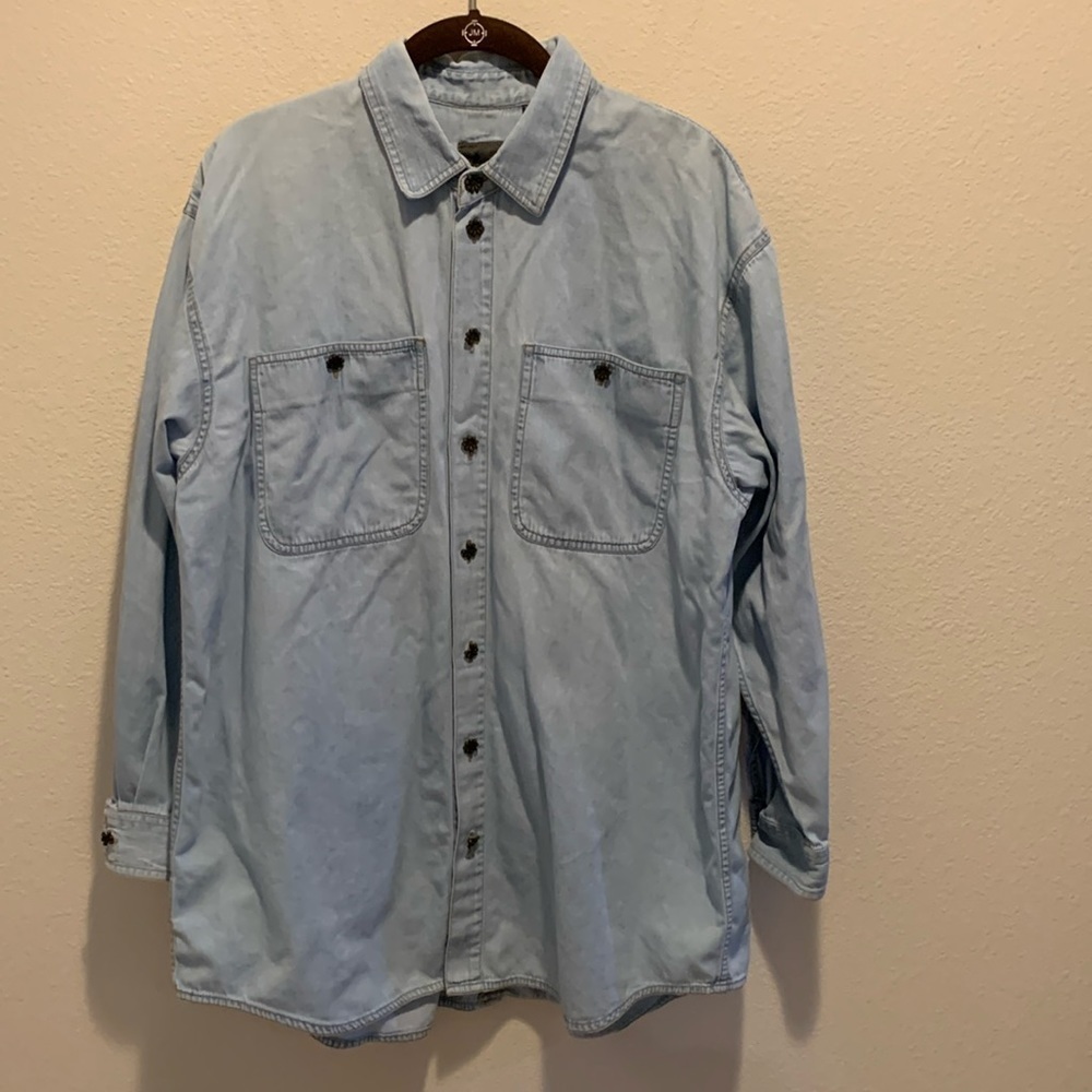 Lizwear Womens Light blue jean button down shirt with metal floral buttons. L. 